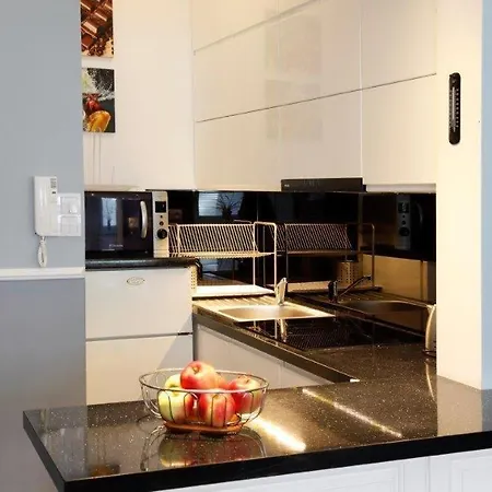 アパート Apartament Z Bilardem 200M Od Morza ソポト
